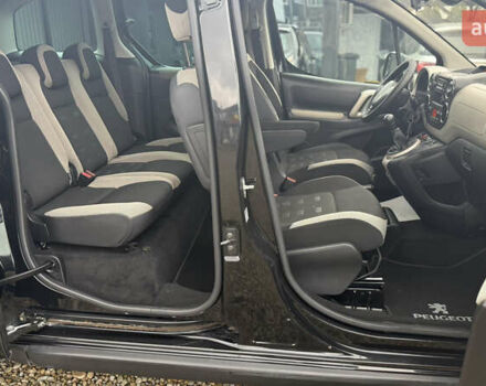 Черный Ситроен Берлинго, объемом двигателя 1.6 л и пробегом 270 тыс. км за 8250 $, фото 19 на Automoto.ua