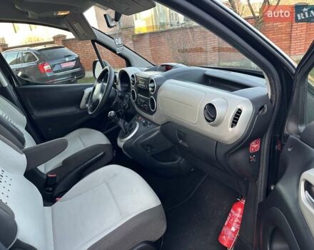 Черный Ситроен Берлинго, объемом двигателя 1.6 л и пробегом 192 тыс. км за 7990 $, фото 24 на Automoto.ua