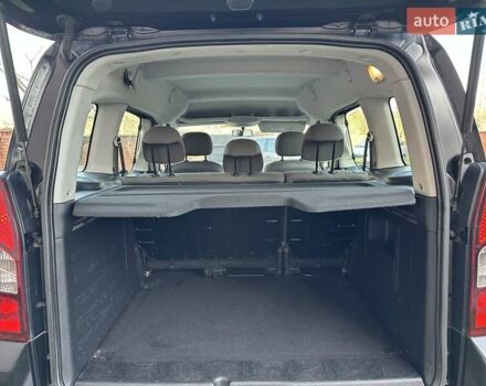 Черный Ситроен Берлинго, объемом двигателя 1.6 л и пробегом 192 тыс. км за 7990 $, фото 37 на Automoto.ua