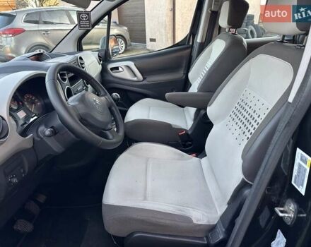 Черный Ситроен Берлинго, объемом двигателя 1.6 л и пробегом 192 тыс. км за 7990 $, фото 22 на Automoto.ua