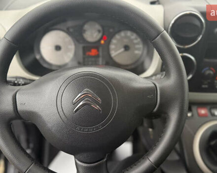 Черный Ситроен Берлинго, объемом двигателя 1.6 л и пробегом 270 тыс. км за 8250 $, фото 15 на Automoto.ua