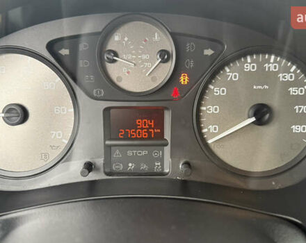 Черный Ситроен Берлинго, объемом двигателя 1.6 л и пробегом 270 тыс. км за 8250 $, фото 14 на Automoto.ua