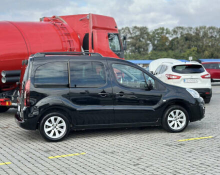 Черный Ситроен Берлинго, объемом двигателя 1.6 л и пробегом 187 тыс. км за 13500 $, фото 7 на Automoto.ua