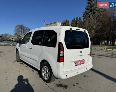 Чорний Сітроен Берлінго, об'ємом двигуна 0 л та пробігом 111 тис. км за 8600 $, фото 4 на Automoto.ua