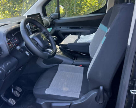 Черный Ситроен Берлинго, объемом двигателя 1.5 л и пробегом 147 тыс. км за 16500 $, фото 14 на Automoto.ua