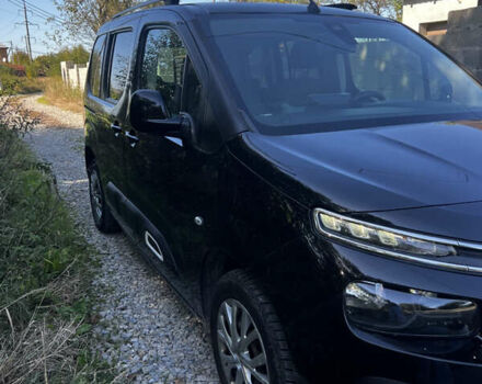 Черный Ситроен Берлинго, объемом двигателя 1.5 л и пробегом 147 тыс. км за 16500 $, фото 2 на Automoto.ua