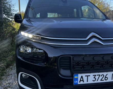 Черный Ситроен Берлинго, объемом двигателя 1.5 л и пробегом 147 тыс. км за 16500 $, фото 1 на Automoto.ua