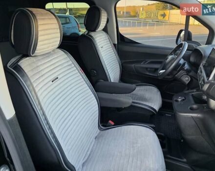 Черный Ситроен Берлинго, объемом двигателя 1.5 л и пробегом 99 тыс. км за 18999 $, фото 18 на Automoto.ua