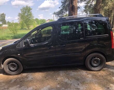 Черный Ситроен Берлинго, объемом двигателя 1.6 л и пробегом 276 тыс. км за 7000 $, фото 4 на Automoto.ua