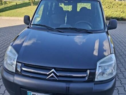 Ситроен Берлинго 2004 в Хмельницком на Automoto.ua Черный Ситроен Берлинго, объемом двигателя 1.36 л и пробегом 240 тыс. км за 3400 $, фото 1 на Automoto.ua