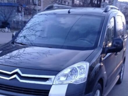 Черный Ситроен Берлинго, объемом двигателя 0 л и пробегом 303 тыс. км за 7800 $, фото 1 на Automoto.ua