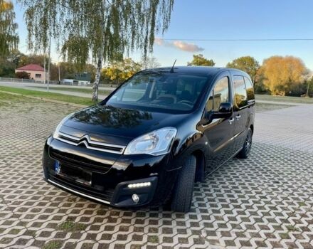 Черный Ситроен Берлинго, объемом двигателя 1.6 л и пробегом 171 тыс. км за 8200 $, фото 1 на Automoto.ua