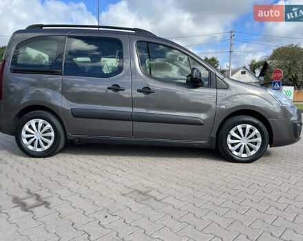 Коричневий Сітроен Берлінго, об'ємом двигуна 1.56 л та пробігом 237 тис. км за 9900 $, фото 6 на Automoto.ua