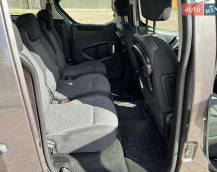 Коричневий Сітроен Берлінго, об'ємом двигуна 1.56 л та пробігом 237 тис. км за 9900 $, фото 11 на Automoto.ua