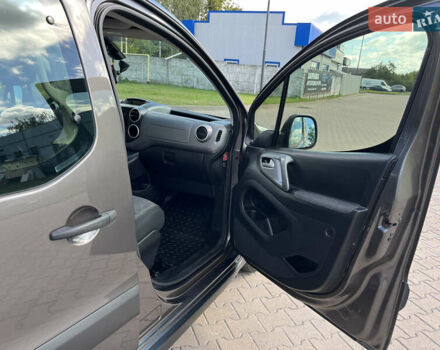 Коричневий Сітроен Берлінго, об'ємом двигуна 1.56 л та пробігом 237 тис. км за 9900 $, фото 8 на Automoto.ua