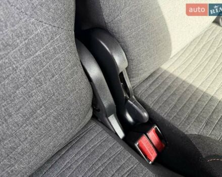 Коричневый Ситроен Берлинго, объемом двигателя 1.6 л и пробегом 182 тыс. км за 11950 $, фото 165 на Automoto.ua