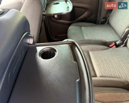 Коричневый Ситроен Берлинго, объемом двигателя 1.6 л и пробегом 182 тыс. км за 11950 $, фото 124 на Automoto.ua