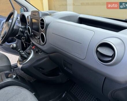 Коричневый Ситроен Берлинго, объемом двигателя 1.6 л и пробегом 182 тыс. км за 11950 $, фото 82 на Automoto.ua