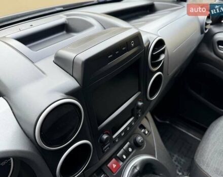 Коричневый Ситроен Берлинго, объемом двигателя 1.6 л и пробегом 182 тыс. км за 11950 $, фото 105 на Automoto.ua