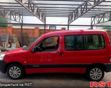 Красный Ситроен Берлинго, объемом двигателя 1.9 л и пробегом 187 тыс. км за 4500 $, фото 2 на Automoto.ua