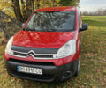 Красный Ситроен Берлинго, объемом двигателя 1.6 л и пробегом 248 тыс. км за 5650 $, фото 1 на Automoto.ua