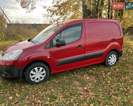 Красный Ситроен Берлинго, объемом двигателя 1.6 л и пробегом 248 тыс. км за 5650 $, фото 3 на Automoto.ua