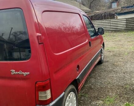 Красный Ситроен Берлинго, объемом двигателя 1.6 л и пробегом 217 тыс. км за 2300 $, фото 4 на Automoto.ua