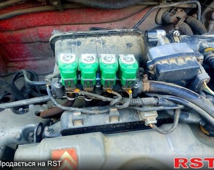 Красный Ситроен Берлинго, объемом двигателя 1.4 л и пробегом 487 тыс. км за 2300 $, фото 11 на Automoto.ua