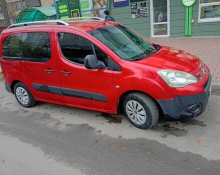 Красный Ситроен Берлинго, объемом двигателя 1.6 л и пробегом 250 тыс. км за 4500 $, фото 5 на Automoto.ua