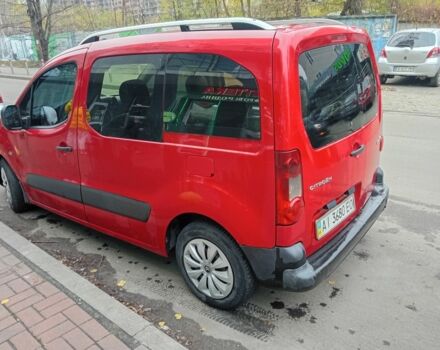 Красный Ситроен Берлинго, объемом двигателя 1.6 л и пробегом 250 тыс. км за 4500 $, фото 2 на Automoto.ua