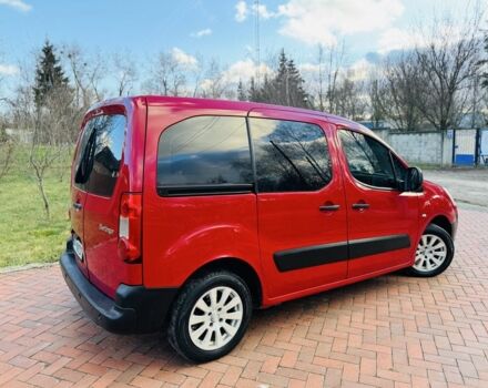 Красный Ситроен Берлинго, объемом двигателя 1.6 л и пробегом 87 тыс. км за 8300 $, фото 4 на Automoto.ua