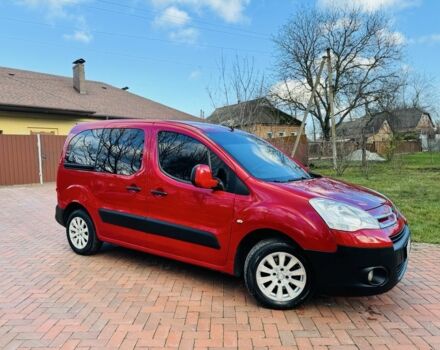 Красный Ситроен Берлинго, объемом двигателя 1.6 л и пробегом 87 тыс. км за 8300 $, фото 5 на Automoto.ua