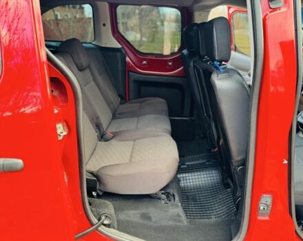 Красный Ситроен Берлинго, объемом двигателя 1.6 л и пробегом 87 тыс. км за 8300 $, фото 12 на Automoto.ua