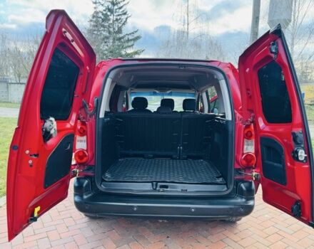 Красный Ситроен Берлинго, объемом двигателя 1.6 л и пробегом 87 тыс. км за 8300 $, фото 10 на Automoto.ua
