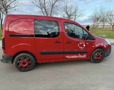 Червоний Сітроен Берлінго, об'ємом двигуна 1.6 л та пробігом 190 тис. км за 3200 $, фото 4 на Automoto.ua