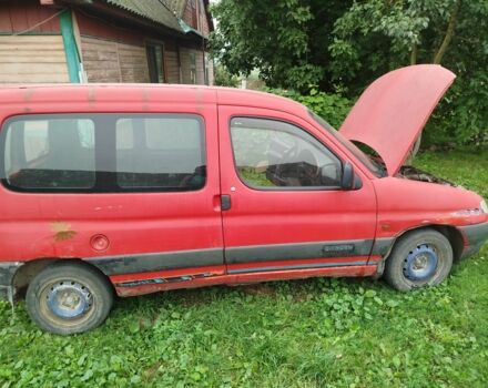 Червоний Сітроен Берлінго, об'ємом двигуна 1.4 л та пробігом 12 тис. км за 1100 $, фото 5 на Automoto.ua
