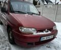 Красный Ситроен Берлинго, объемом двигателя 2 л и пробегом 376 тыс. км за 2500 $, фото 1 на Automoto.ua