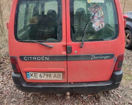 Красный Ситроен Берлинго, объемом двигателя 1.9 л и пробегом 327 тыс. км за 237 $, фото 5 на Automoto.ua