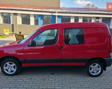 Красный Ситроен Берлинго, объемом двигателя 1.9 л и пробегом 300 тыс. км за 3550 $, фото 37 на Automoto.ua