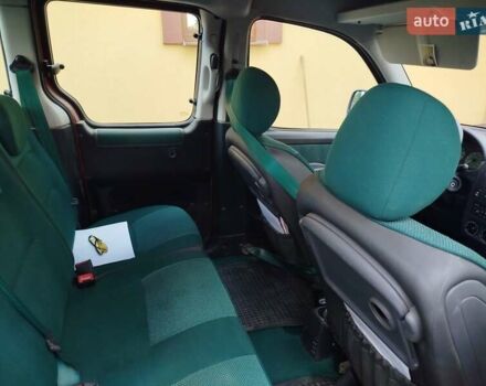 Красный Ситроен Берлинго, объемом двигателя 1.6 л и пробегом 290 тыс. км за 3500 $, фото 9 на Automoto.ua