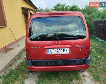 Красный Ситроен Берлинго, объемом двигателя 1.6 л и пробегом 290 тыс. км за 3500 $, фото 14 на Automoto.ua