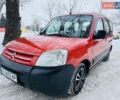 Красный Ситроен Берлинго, объемом двигателя 1.9 л и пробегом 258 тыс. км за 3850 $, фото 1 на Automoto.ua
