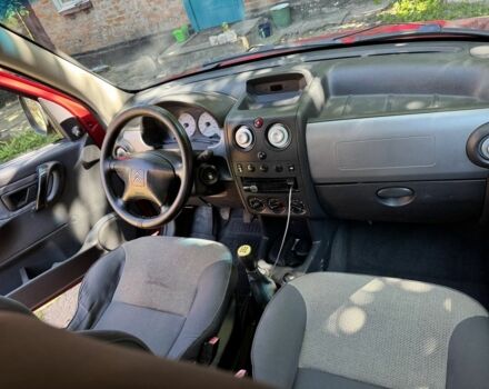 Ситроен Берлинго 2005 в Львове на Automoto.ua Красный Ситроен Берлинго, объемом двигателя 1.9 л и пробегом 359 тыс. км за 2500 $, фото 3 на Automoto.ua