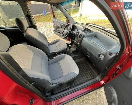 Червоний Сітроен Берлінго, об'ємом двигуна 1.87 л та пробігом 360 тис. км за 2999 $, фото 10 на Automoto.ua