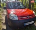 Красный Ситроен Берлинго, объемом двигателя 2 л и пробегом 470 тыс. км за 3499 $, фото 2 на Automoto.ua