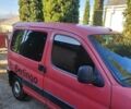 Красный Ситроен Берлинго, объемом двигателя 1.56 л и пробегом 300 тыс. км за 3800 $, фото 15 на Automoto.ua
