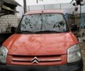 Красный Ситроен Берлинго, объемом двигателя 1.6 л и пробегом 250 тыс. км за 3300 $, фото 1 на Automoto.ua