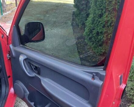 Красный Ситроен Берлинго, объемом двигателя 1.56 л и пробегом 300 тыс. км за 3800 $, фото 10 на Automoto.ua