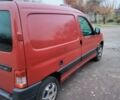 Красный Ситроен Берлинго, объемом двигателя 1.4 л и пробегом 202 тыс. км за 2500 $, фото 8 на Automoto.ua