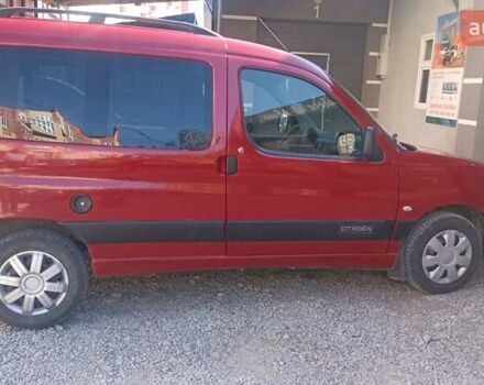 Красный Ситроен Берлинго, объемом двигателя 1.4 л и пробегом 207 тыс. км за 3550 $, фото 1 на Automoto.ua